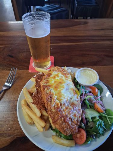 Spinifex Hotel